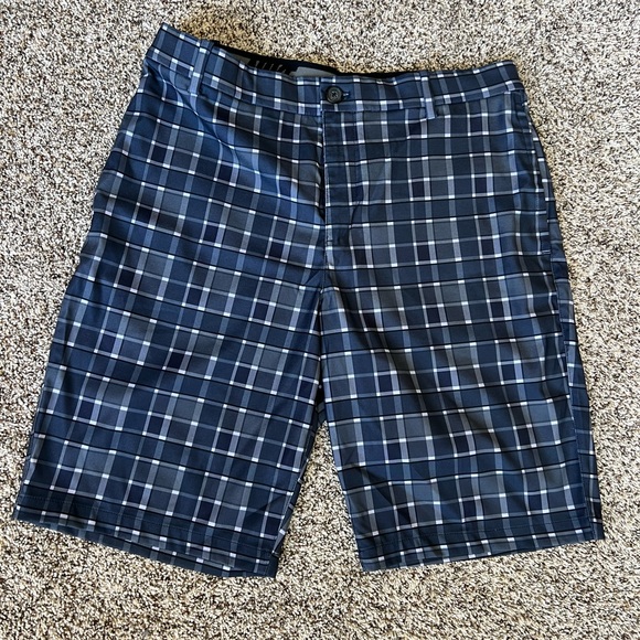 Nike Other - New Men’s Nike Golf Shorts sz 32 medium